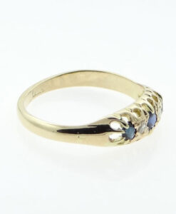 Antique Sapphire Ring