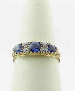 18ct gold sapphire and diamond ring
