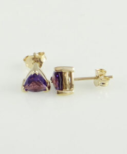 gold amethyst stud earrings