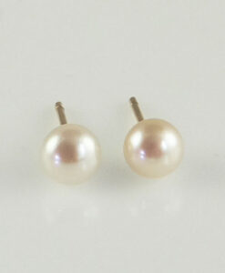 9ct Gold Pearl Stud Earrings