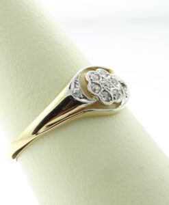 18ct Gold Diamond Daisy Swirl Cluster Ring c1900