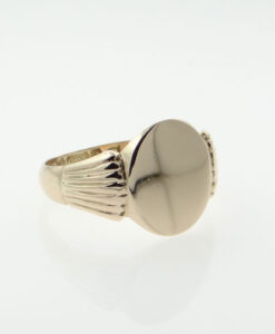 Antique Rose Gold Oval Signet Ring