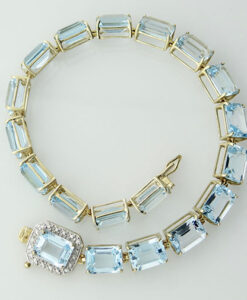 9ct Gold Blue Topaz Bracelet