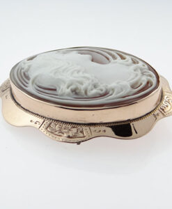 Antique 9ct Rose Gold cameo brooch