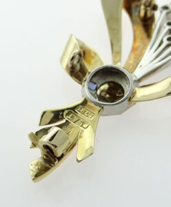 18ct Gold Platinum Diamond and Sapphire Brooch