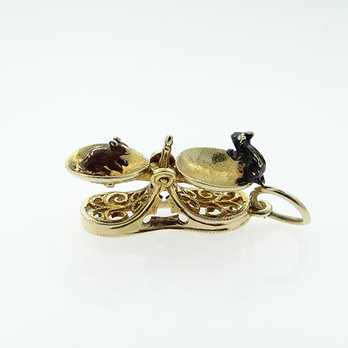 Vintage 9ct Gold Moving Mice on Scales Charm