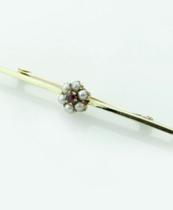 15ct Gold Pearl & Almandine Garnet Brooch
