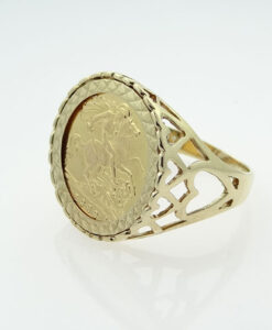 9ct Gold Mount Ring with 1982 Half Sovereign Coin