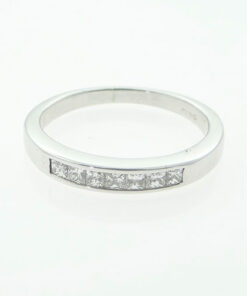 18ct White Gold Princess Cut Diamond Seven Stone Ring