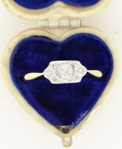 Vintage 18ct Gold and Platinum Diamond Ring c1940