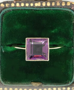Antique 15ct gold amethyst ring