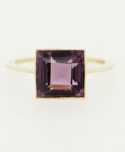Antique 15ct gold amethyst ring