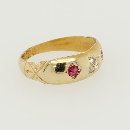 Victorian 18ct Gold Diamond and Sapphire Ring