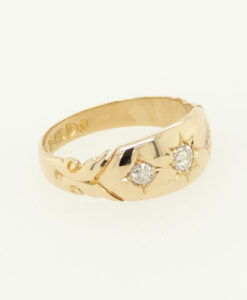 Antique 18ct Gold Three Stone Diamond Gypsy Ring