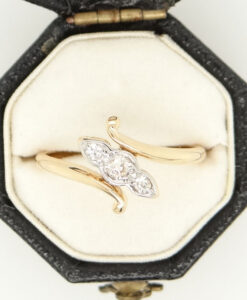Antique 18ct Gold Three Stone Diamond Cross Over Ring