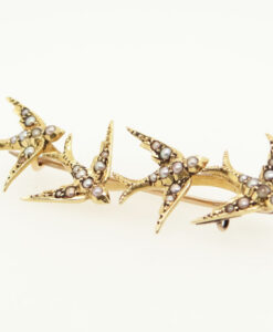 Vintage 15ct Gold Pearl Swallow Brooch