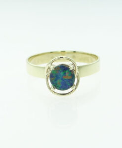 Australian 9ct Gold Opal Ring
