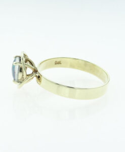 9ct Gold Opal Ring