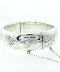 Vintage 1969 Sterling Silver Engraved Bangle