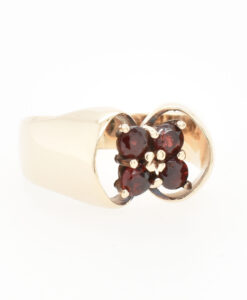 Vintage Gold Garnet Cluster Ring
