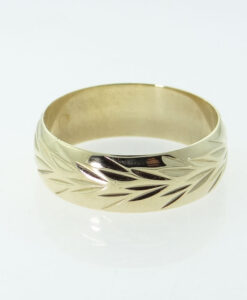 9ct Yellow Gold Leaf Band Ring