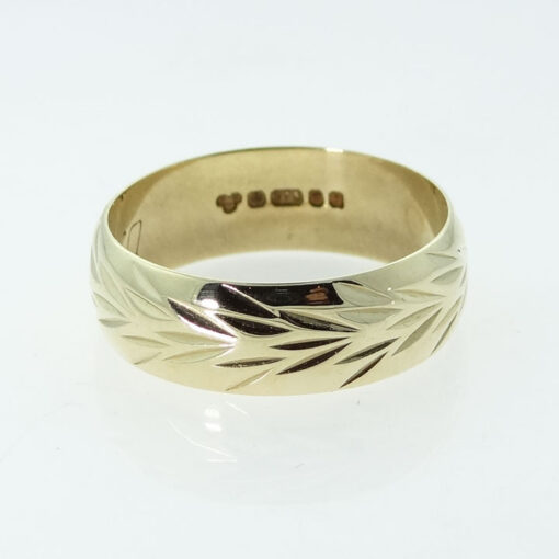 Classic Solid 9ct Yellow Gold Leaf Band Ring