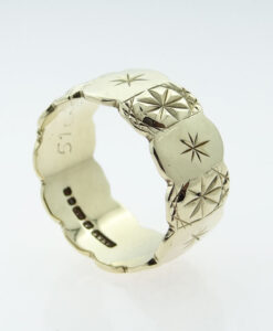 Vintage Gold Star Wedding Band Ring