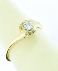 Vintage 18ct Gold Diamond Solitaire Ring