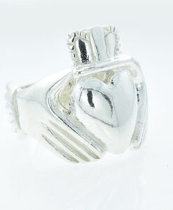 Chunky Sterling Silver Claddagh Ring 24.3g