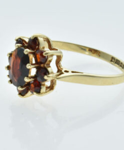 Vintage 1979 9ct Gold Garnet Cluster Ring