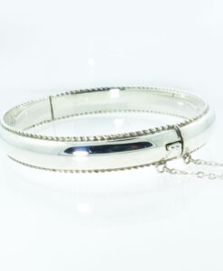 Vintage 925 Sterling Silver Bangle