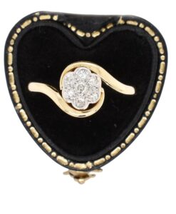 Vintage Diamond Daisy Ring in 18ct Gold & Platinum