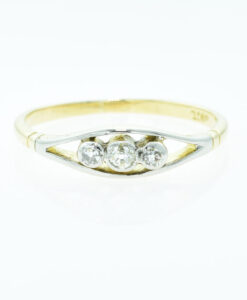 Antique Three Stone Diamond Ring in 18ct Gold