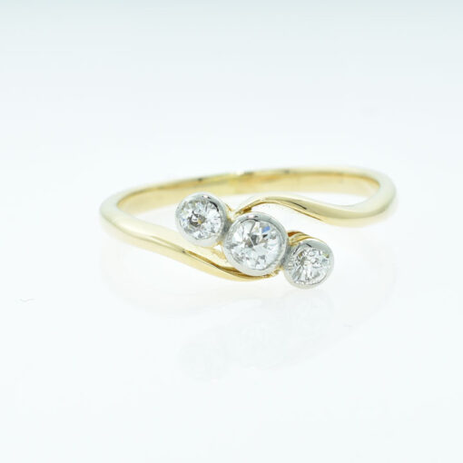 Antique Trilogy Diamond Ring in 18ct Gold