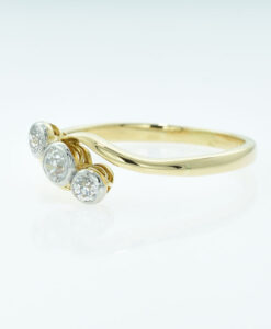 Antique Diamond Ring in 18ct Gold