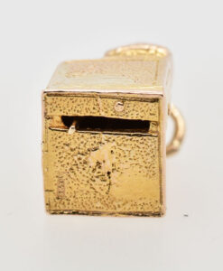 Vintage 9ct Gold Bar Tender Charm