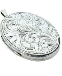 Vintage 1975 Sterling Silver Oval Locket
