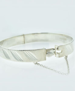 Vintage Solid Sterling Silver Leaf Bangle 1971
