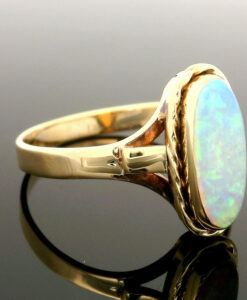 Vintage 9ct Gold Opal Ring