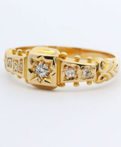 Antique 18ct Gold Diamond Five Stone Ring