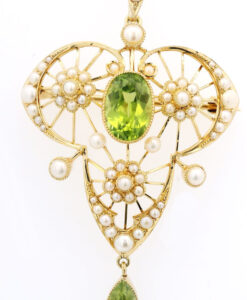 Antique 15ct Gold Peridot and Pearl Pendant