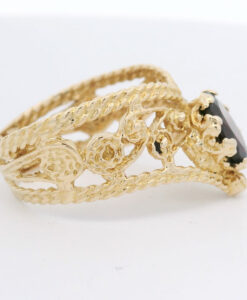 Vintage 9ct Gold Garnet Filigree Wishbone Ring