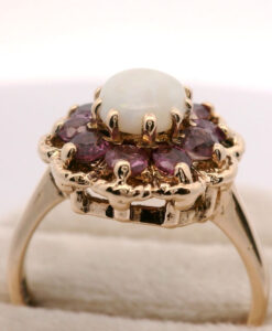 Vintage 9ct Gold Opal & Amethyst Cluster Ring