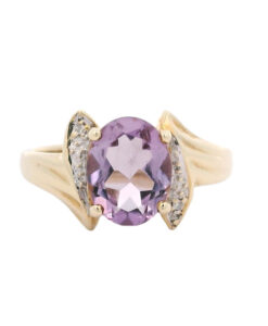 9ct Yellow Gold Diamond and Amethyst Ring