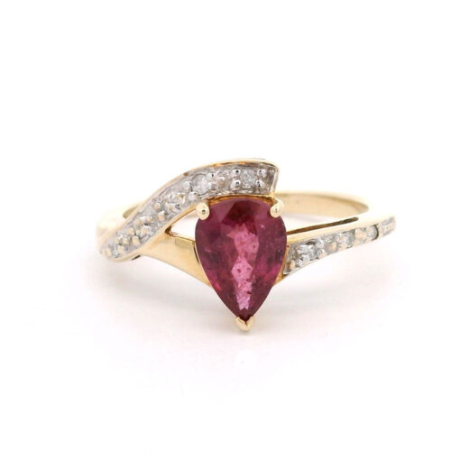 9ct Yellow Gold Diamond and Ruby Ring