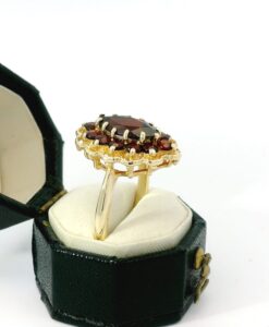 Vintage 9ct Gold Garnet Cluster Ring dated 2000