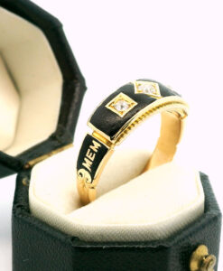 Edwardian 18ct Gold Diamond Memory Ring