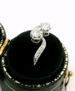 Vintage 18ct White Gold & Platinum Two Stone Diamond Ring