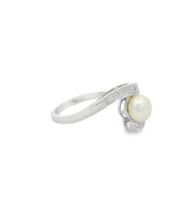Sterling Silver Diamond and Pearl Ring
