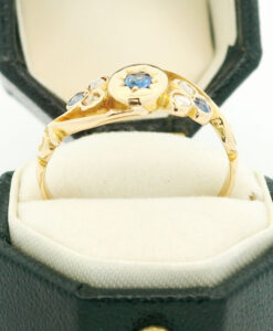 Antique 18ct Gold Diamond and Sapphire Ring dated 1903
